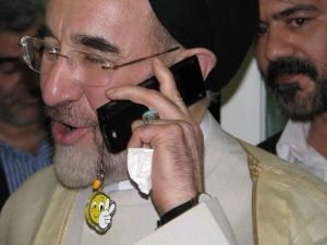 Iran Larang Layanan 3G